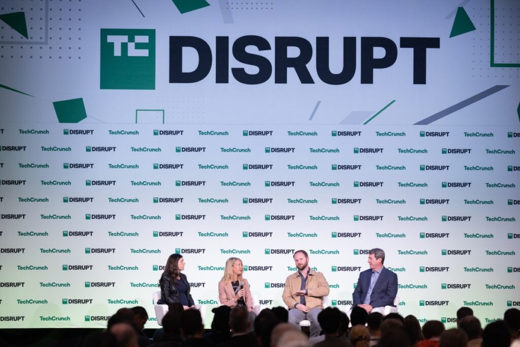 TechCrunch Disrupt 2025: كيفية مشاهدة Astro Teller وStartup Battlefield والمزيد على الهواء مباشرة