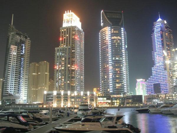 تستهدف مذكرة التفاهم سوق البنية التحتية اللاسلكية في دولة الإمارات العربية المتحدة