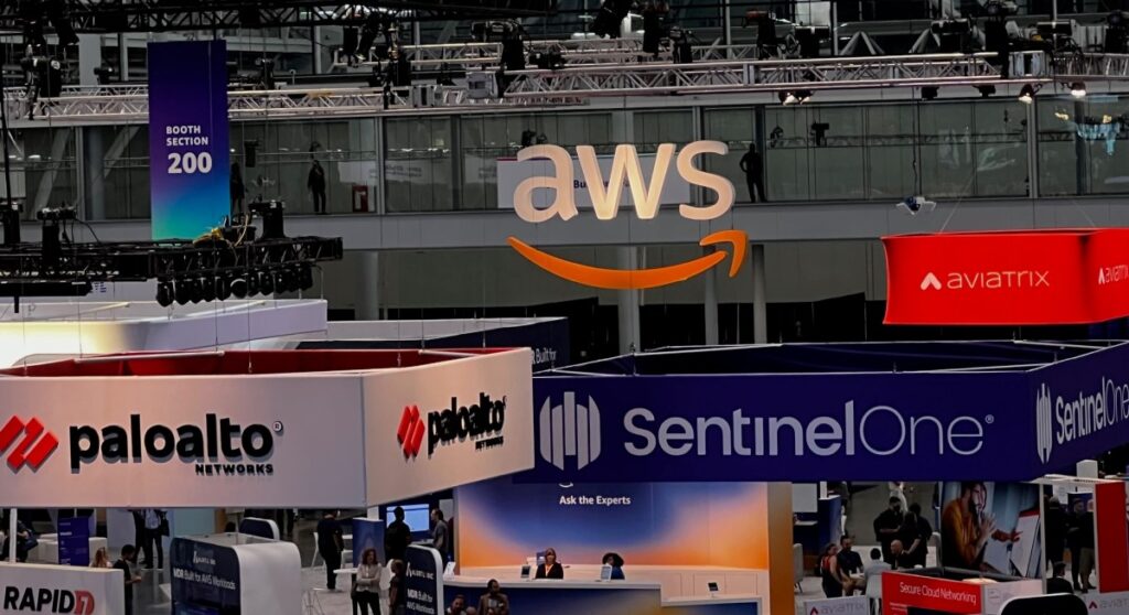 يؤدي انقطاع Amazon DNS إلى انقطاع جزء كبير من الإنترنت