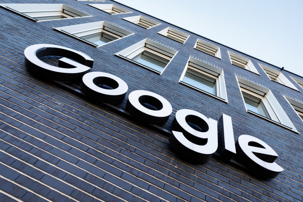 تطرح Google أداة “عروض الطيران” المدعمة بالذكاء الاصطناعي على مستوى العالم، وتضيف ميزات سفر جديدة في البحث