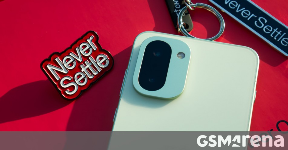 OnePlus 15R قيد المراجعة
