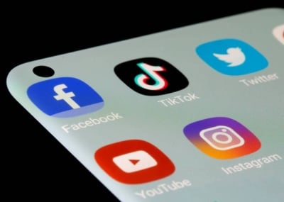 ماليزيا تعتزم تقييد استخدام وسائل التواصل للأطفال دون سن الـ16