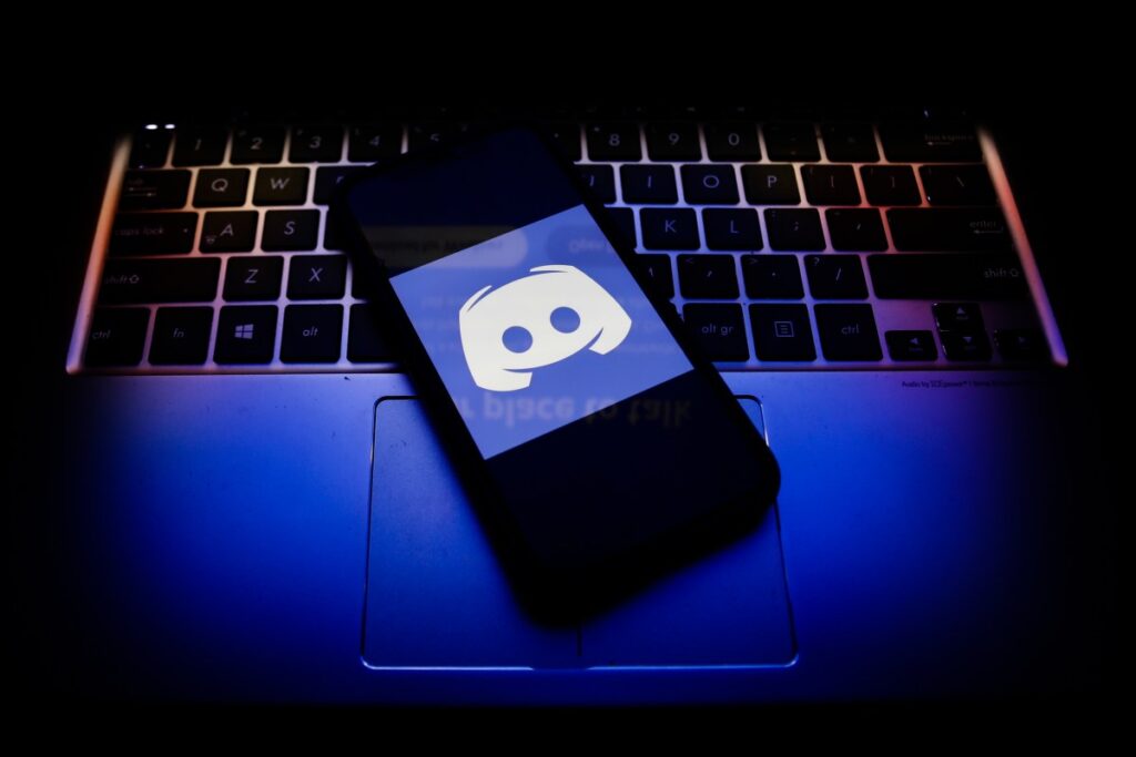 يعترف Discord بوجود خطأ في إدارة الذكاء الاصطناعي يحظر المستخدمين بشكل خاطئ على صور غير ضارة