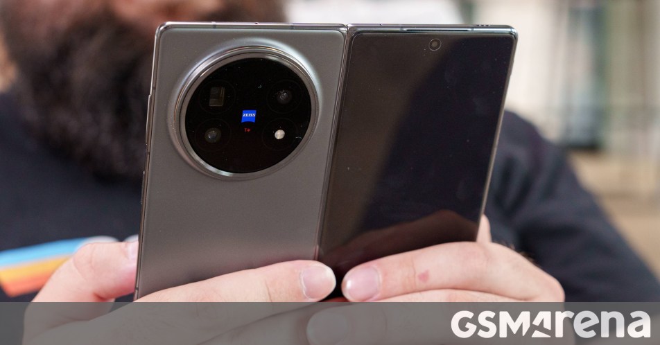 سيأتي هاتف vivo X Fold6 ببطارية تبلغ سعتها 6900 مللي أمبير في الساعة