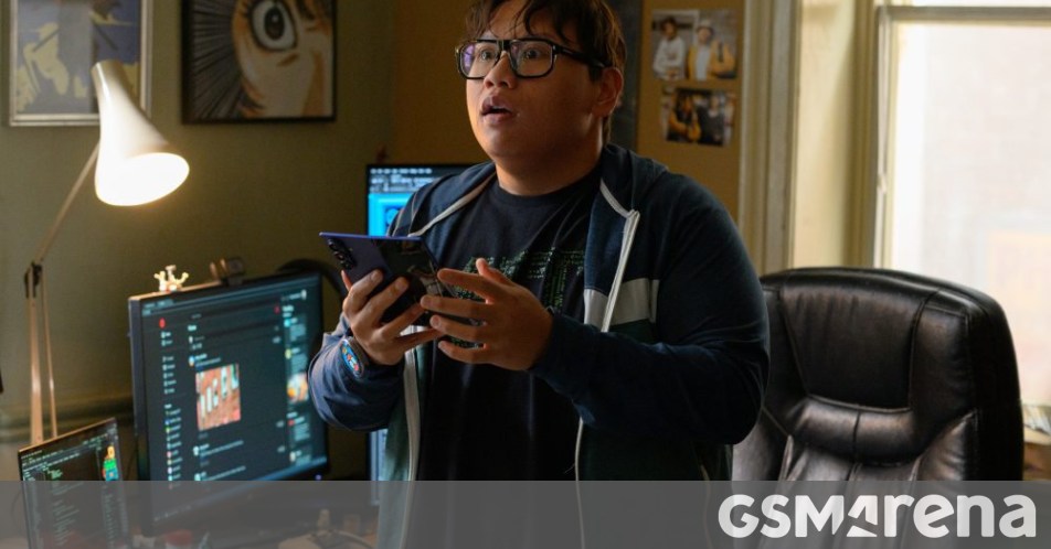 سامسونج تتعاون مع Spider-Man للترويج لأجهزتها القابلة للطي