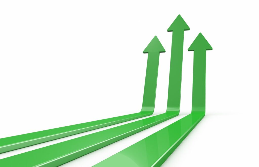 تعمل شركات الذكاء الاصطناعي الناشئة هذه على زيادة إيراداتها بمعدلات أسرع وأسرع