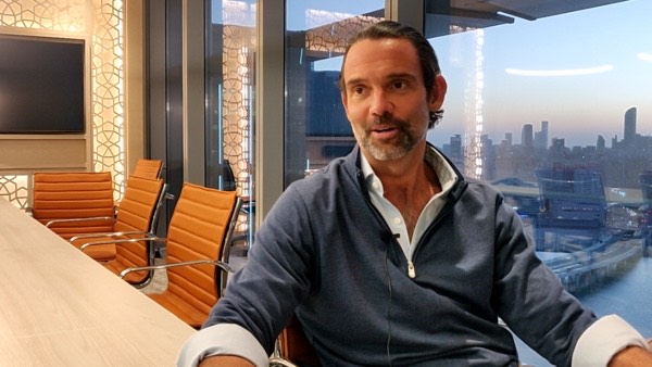 يمتلك جاك سيلبي من شركة Thiel Capital حصصًا في شركات ناشئة رائجة مثل Etched عبر اتصالات أريزونا