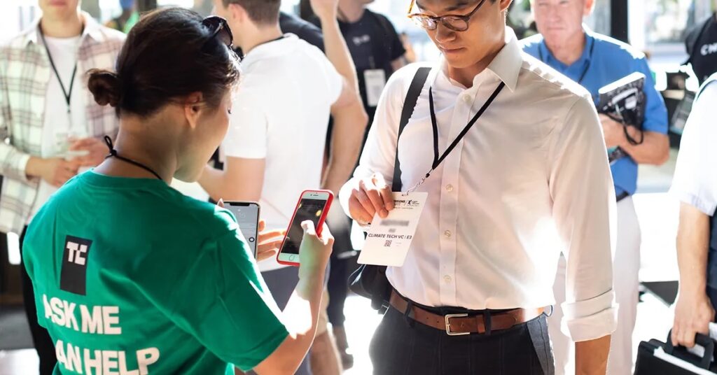 تصريح دخولك وراء الكواليس إلى TechCrunch Disrupt 2026 في انتظارك